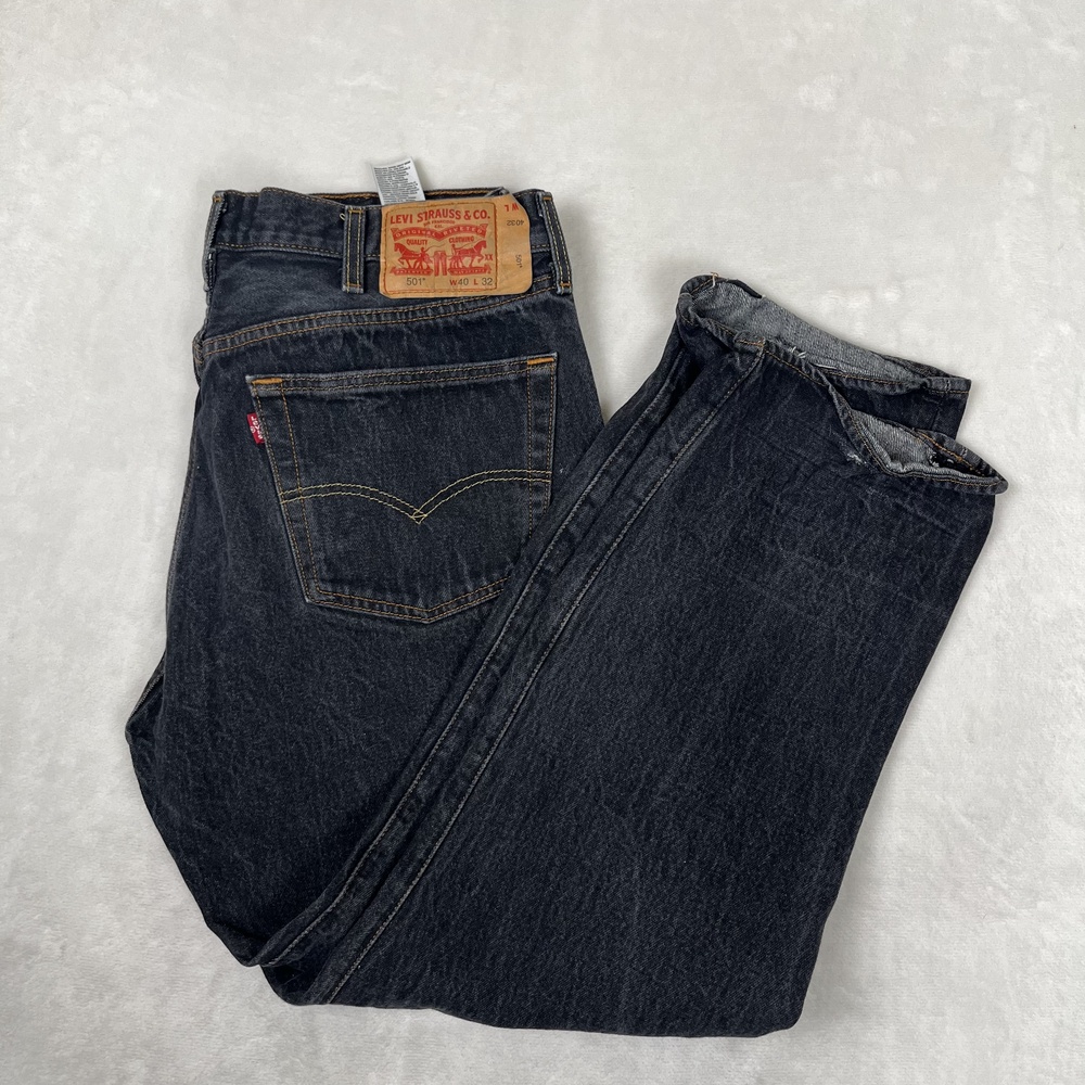 Levi's 501 Jeans Mens 38x32 Black Straight Button Fly Denim Charcoal Wash READ